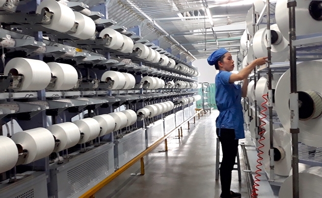 Manage production of Textile companies